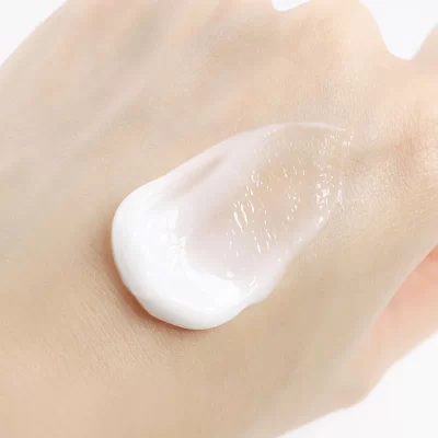 1025 DOKDO LIGHT CREAM