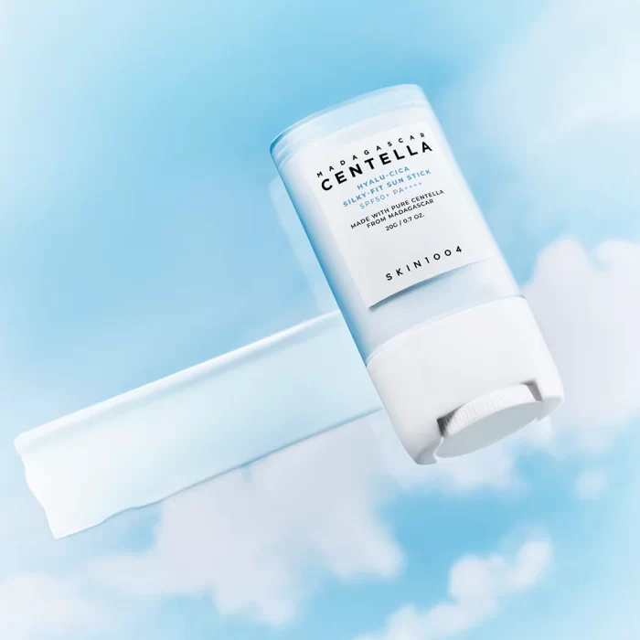 MADAGASCAR CENTELLA HYALU-CICA SILKY-FIT SUN STICK
