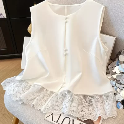 Blusa elegante con en encaje semi transparente